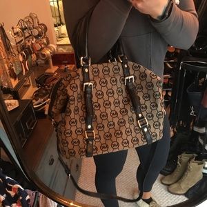 EUC Michael KORS handbag
